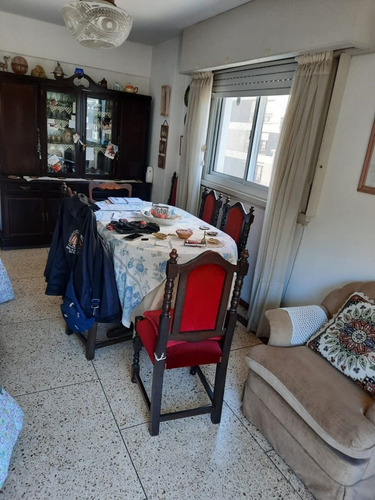 Imagen 3 de 10 de Venta Depto 2 Ambientes Con Dependencia A La Calle