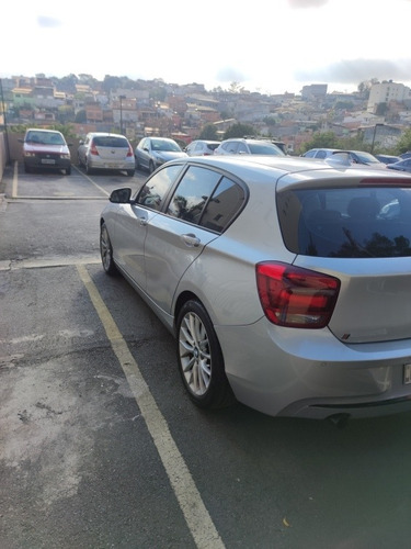 Imagem 2 de 12 de Bmw Serie 1 2012 1.6 Urban Aut. 5p