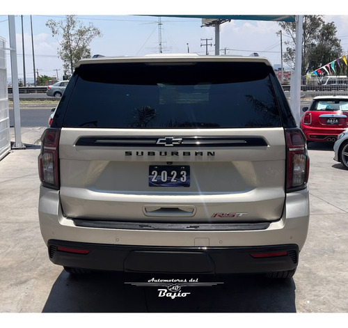 Chevrolet Suburban 5.3 Rst 4X4 At