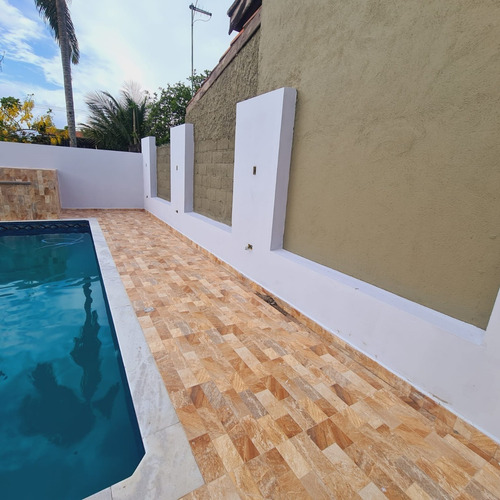 Imagem 13 de 30 de Casa Com 3 Dorms Em Itanhaém, Cibratel Ll Com Piscina De Lote Inteiro 380m², R$660.000,00, Lado Praia 100 Metros Do Mar