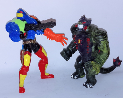 Figura Bootleg Mexicano De Ben 10 Vilgax Y Humungusaurio Sñ (Usado)