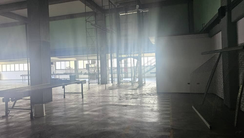 Galpon - Edificio Industrial - Zona Ind Del Este (1.022,28m²)