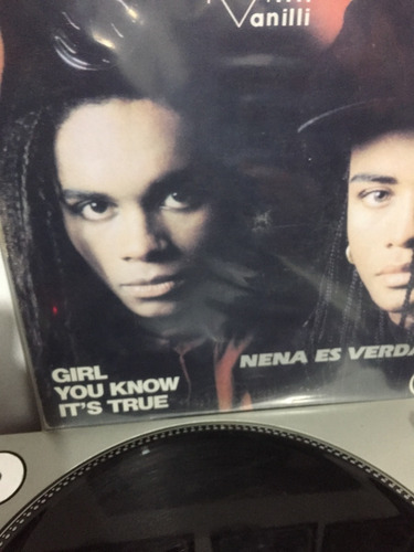 Milli Vanilli - Girl You Know It´s True - Maxi Single (Usado)