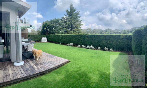 Imagen 13 de 14 de En Venta Moderna Casa En El Club De Golf Los Encinos, Estado De México.