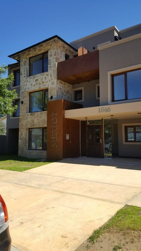 Imagen 20 de 21 de Grupo Patagonia Vende Departamento Monoambiente. Calidad Premium. Todos Los Servicios. Ideal Para Renta Turística O Uso Profesional. Zona Centro, San Martín De Los Andes, Patagonia Argentina