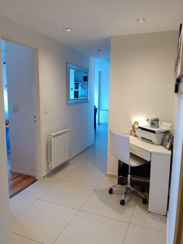 Imagen 9 de 18 de Semipiso De Dos Dormitorios · 90 M² · Con Cochera