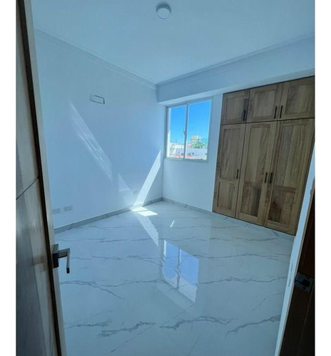 Amplios Aptos Listos Con Excelentes Terminaciones En Vista Hermosa Vive En Zona Residencial Tranquila Y Cómoda!