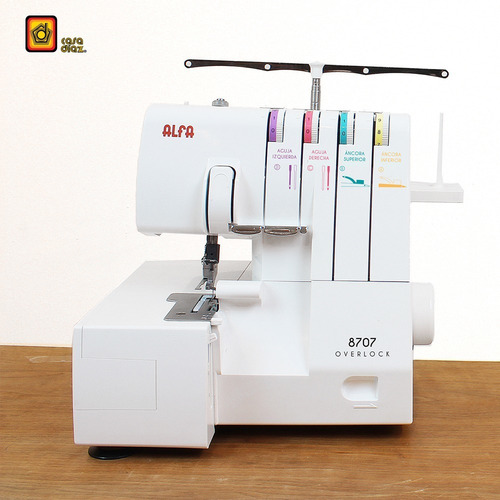 Imagen 9 de 9 de Máquina Overlock Familiar De 4 Hilos Alfa 8707