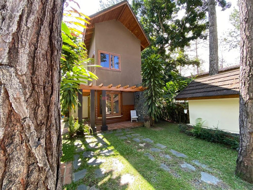 Se Vende Villa En Jarabacoa Republica Dom.
