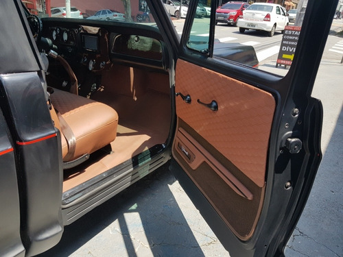 Chevrolet C-10 2.5