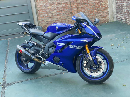 Yamaha R6