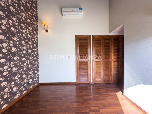 Casa 7 Ambientes En Venta Canning Apta Crédito