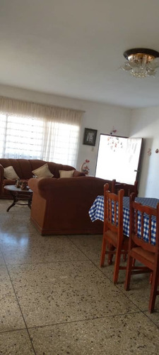 Imagen 13 de 14 de Laura Castillo Vende Casa En Maracay. La Morita Ii