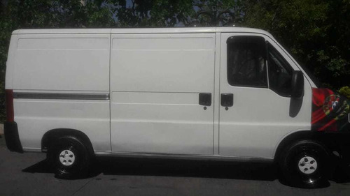 Peugeot Boxer Furgon 2.8 Médio 5p 2004