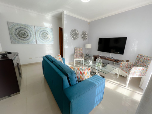 Apartamento Amueblado En Los Laureles Listo Para Mudarse!