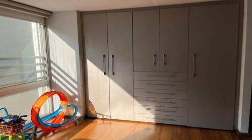 Venta Departamento En Las Lomas De Chapultepec Con Balcón
