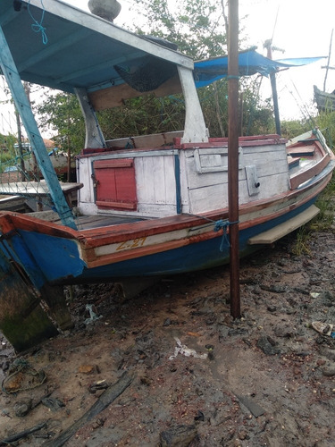 Imagem 1 de 4 de Barco De Pesca Barco De Pesca