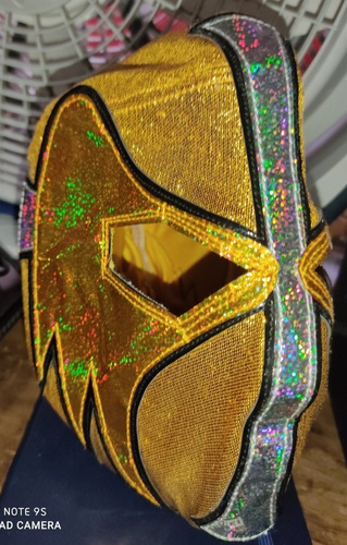 Máscara Profesional De Lucha Libre En Lame De Angel De Oro. (Usado)