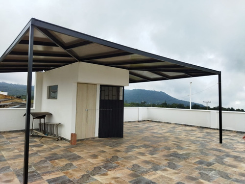 Imagen 26 de 29 de Hermosa Y Moderna Casa, Excelente Ubicación. Sector Tierra Grata. Precio Negociable!!!