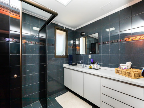 Apartamento Tipo Para Venda Com 3 Quartos, Sendo 1 Suíte, 136m²