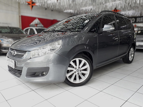Jac Motors Jac J6 7 Lugares / Jac Temos Livina 7 Lugares