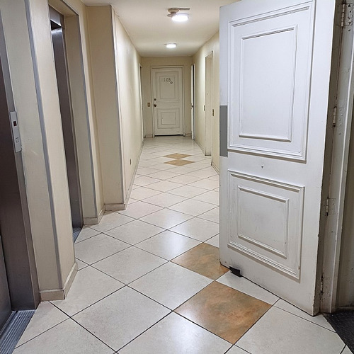 Vende Departamento En Sector Céntrico De Concepción.