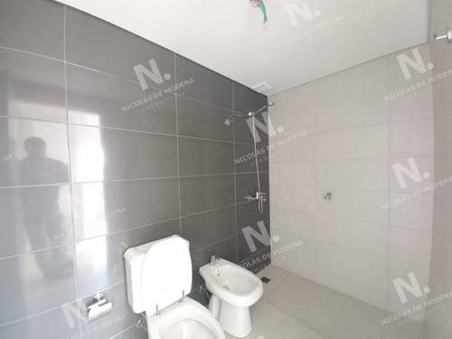 Imagen 18 de 20 de Oportunidad. Se Vende Apartamento De 2 Dormitorios Con Hermosa Vista Al Mar, Zona Aidy Grill Punta Del Este - Punta Del Este Brava