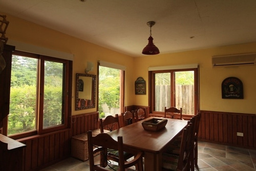 Casa En Alquiler Por Temporada De 3 Dormitorios En El Tesoro