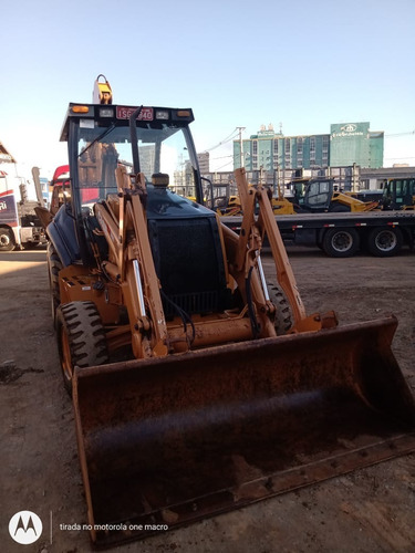 Imagem 9 de 15 de Retroescavadeira Case 580m*4x2*2011*emplacada*6203hs Repasse
