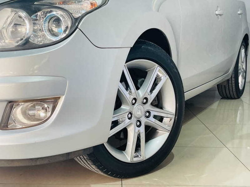 Imagem 9 de 15 de Hyundai I30 Wagon 2.0 2011