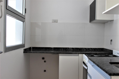Imagen 18 de 30 de Departamento Con Cochera. Muy Luminoso Y Amenities