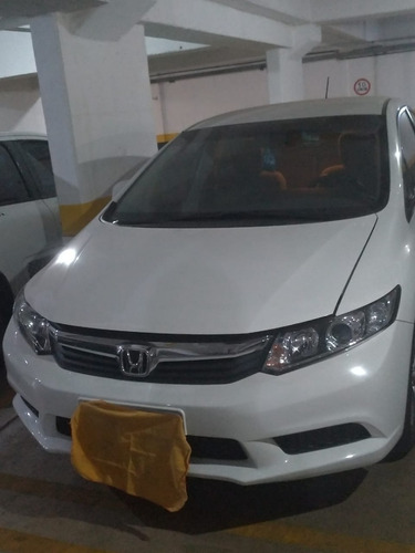 Imagem 1 de 15 de Honda Civic 2015 Lxs 1.8 Aut.