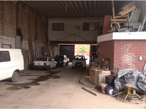 Imagen 3 de 6 de Importante Galpón En Venta Sobre Av. Peñaloza