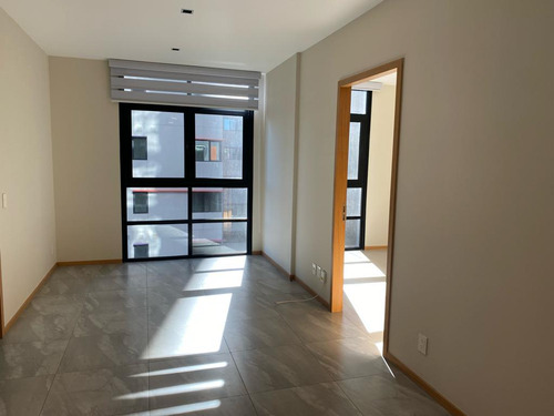Depa Renta Polarea Torre Viena Piso 14d