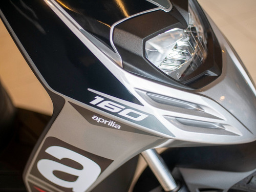 Imagen 20 de 24 de Scooter Aprilia Sr 160 Gris - Financiamiento En Cuotas