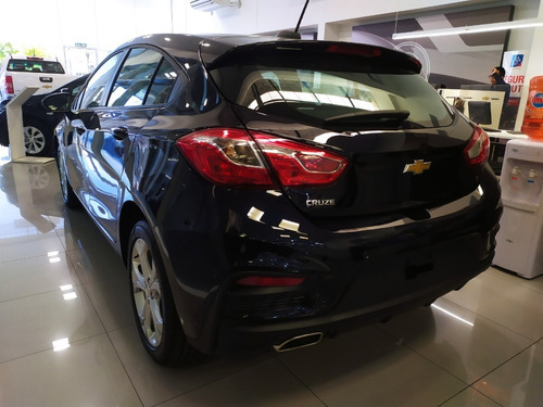 Imagen 2 de 21 de Chevrolet Cruze 5p 1.4 Lt At Nq