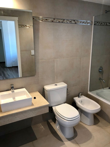 Imagen 10 de 16 de Importante Casa En Venta Bella Vista