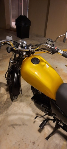Suzuki Intruder