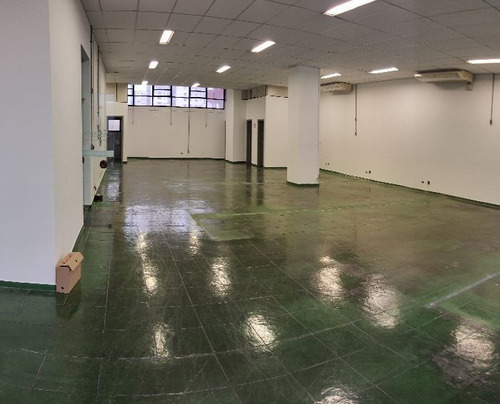Sala Comercial À Venda Na Avenida José Caballero, Vila Bastos, Santo André - Sp - Liv-9902