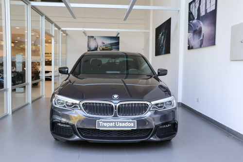 Imagen 2 de 18 de Bmw 540i