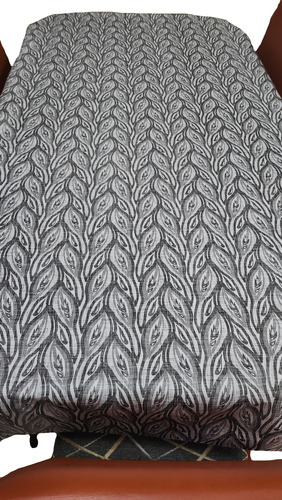 Mantel Mesa Rectangular 1.4x3.5 Impermeable Cuerina Afelpada Llamas Gris
