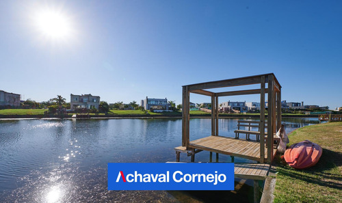 Lote Terreno Al Agua En Barrio Muelles / Puertos