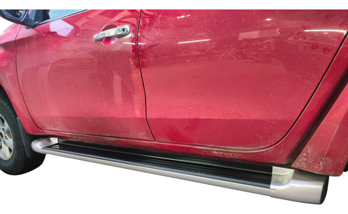 Pisadera Aluminio Mitsubishi L200 2016-2023.