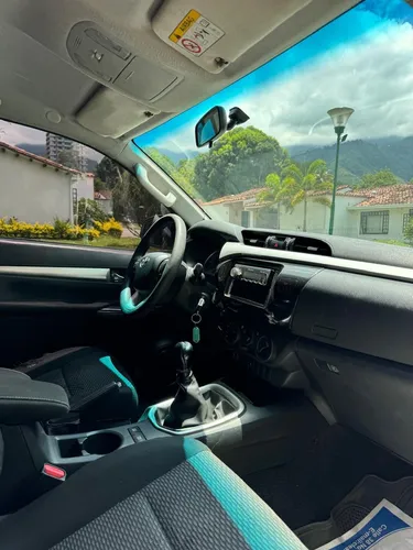 Toyota Hilux 2.4l