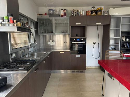 Casa En Venta Barrio Jardin Claret - 3 Dormitorios