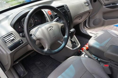 Hyundai Tucson 2.0 Gls 4x2 Flex Aut. 5p