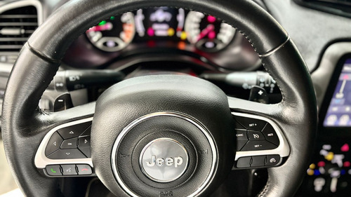 Jeep Renegade 1.8 16V FLEX LONGITUDE 4P AUTOMÁTICO