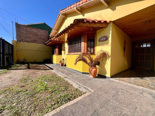 Casa 4 Ambientes En Venta En Lomas De Zamora