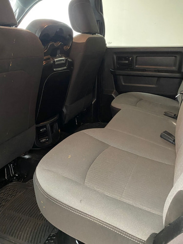 RAM 4000 CREW CAB CHASIS CAB 4X4 V8 8A