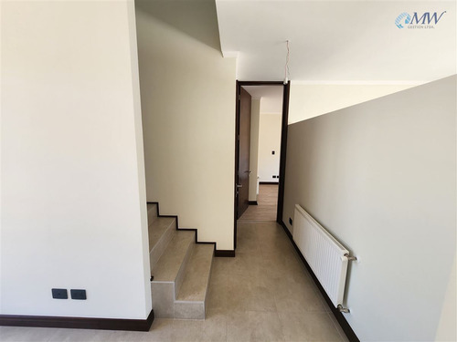 Casa Chilena En Venta De 3d 3b En Chicureo Sin Comisión